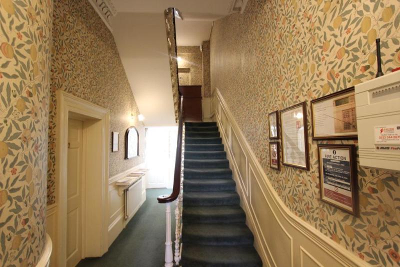 Stay In Serviced Apartments Queensway 런던 외부 사진